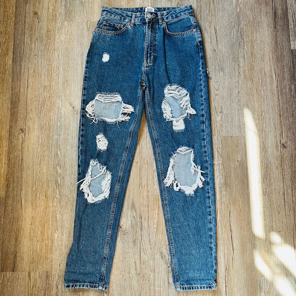 BDG Urban Outfitters Mom High-Rise Distressed Jeans size 27 - Picture 1 of 6